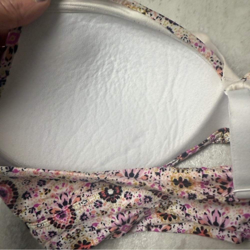 Victoria's Secret bra Body By Victoria uplift no wire 36C - Picture 6 of 9